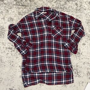 skies are blue plaid long pullover shirt size M stay cozy and warm